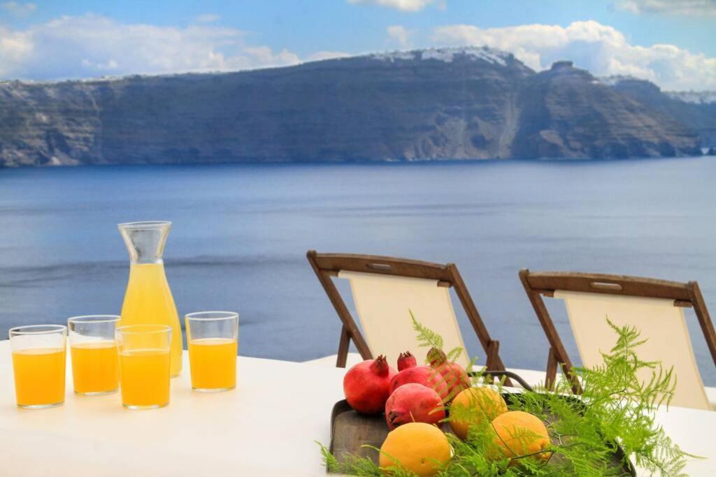 Dionyssos Cave House Villa Oia  Exterior photo