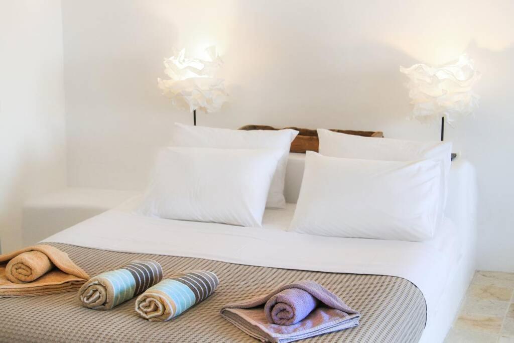 Dionyssos Cave House Villa Oia  Exterior photo