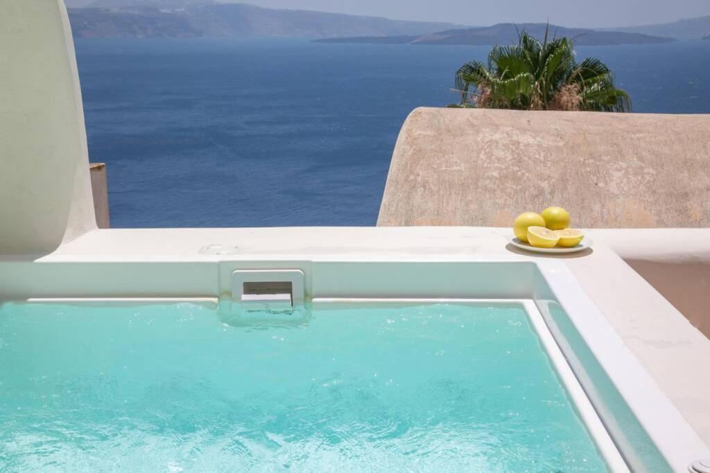 Dionyssos Cave House Villa Oia  Exterior photo