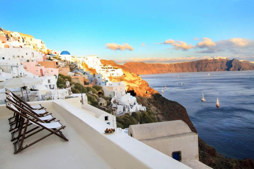 Dionyssos Cave House Villa Oia  Exterior photo