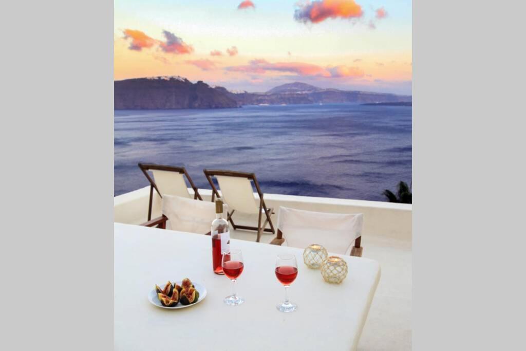 Dionyssos Cave House Villa Oia  Exterior photo