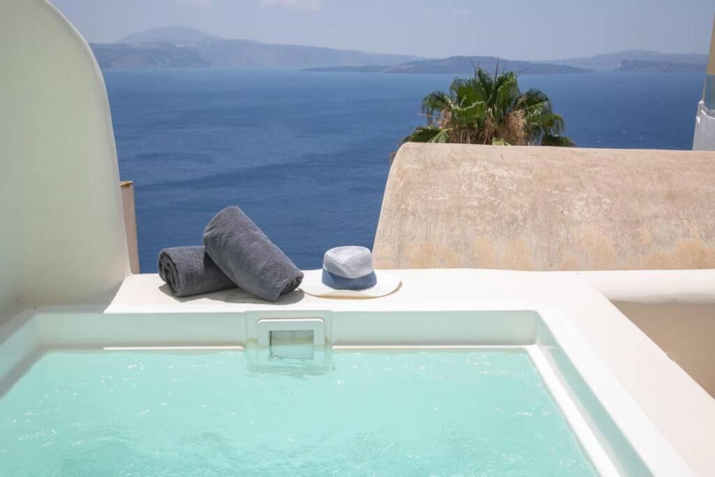 Dionyssos Cave House Villa Oia  Exterior photo